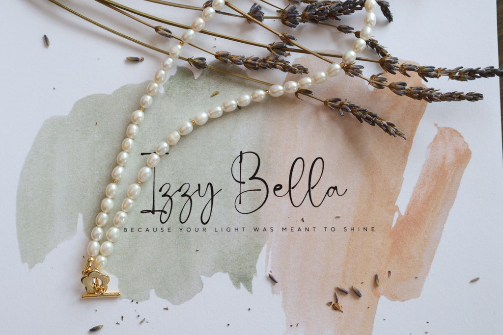 Flower toggle clasp Pearls necklace  